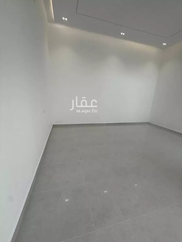 فيلا للبيع في شارع المعيزلية, حي المعيزيلة, مدينة الرياض, منطقة الرياض صورة 5