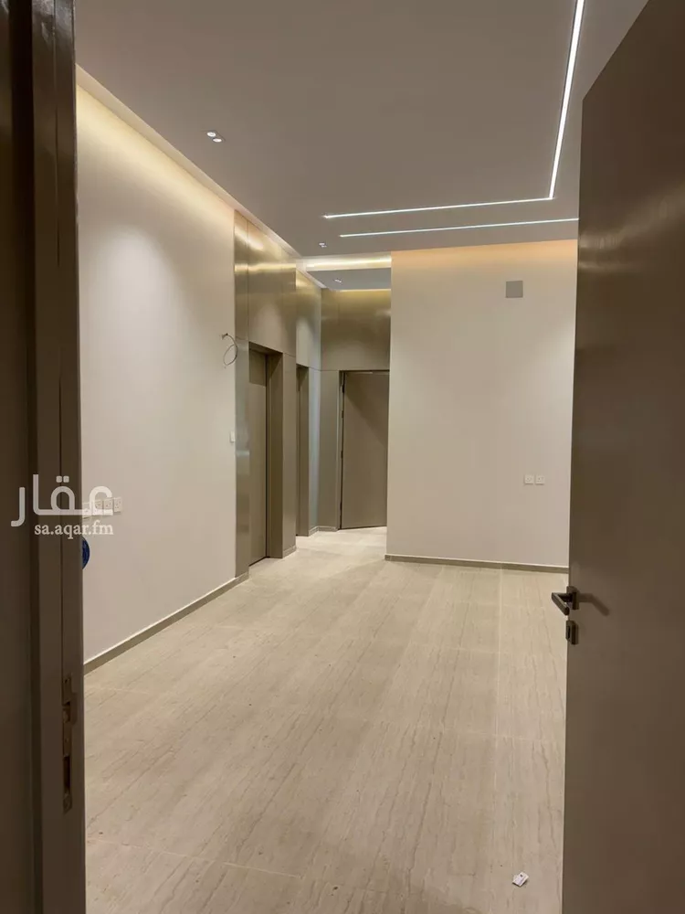 دور للبيع في شارع مقيشط, حي السعادة, مدينة الرياض, منطقة الرياض صورة 2
