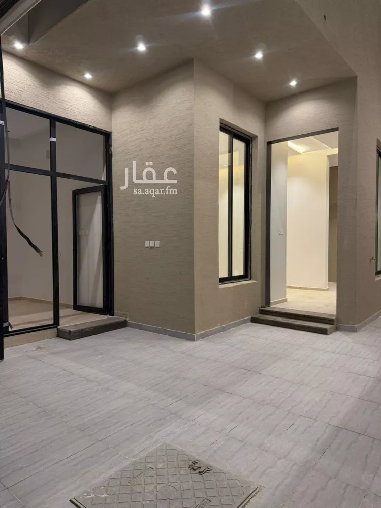 دور للبيع في شارع مقيشط, حي السعادة, مدينة الرياض, منطقة الرياض