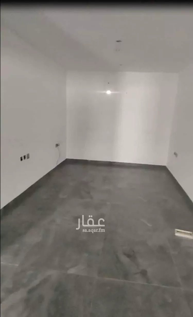 Building for Rent in Riyadh Al Wadi