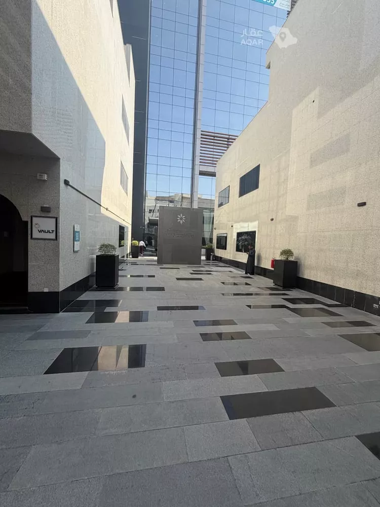 مكتب تجاري للإيجار في شارع طريق الملك عبدالعزيز فرعي, حي النهضة, مدينة جدة, منطقة مكة المكرمة صورة 2