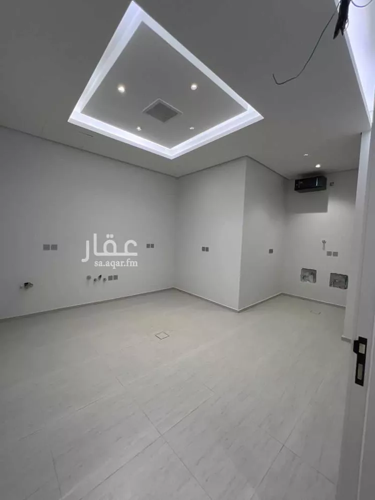 دور للبيع في شارع أبي الحجاج المقدسي, حي العارض, مدينة الرياض, منطقة الرياض 7