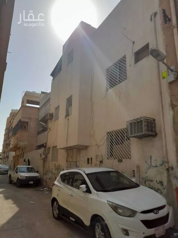عمارة للبيع في شارع روح بن عبادة ، حي غبيرة ، الرياض ، منطقة الرياض صورة 3