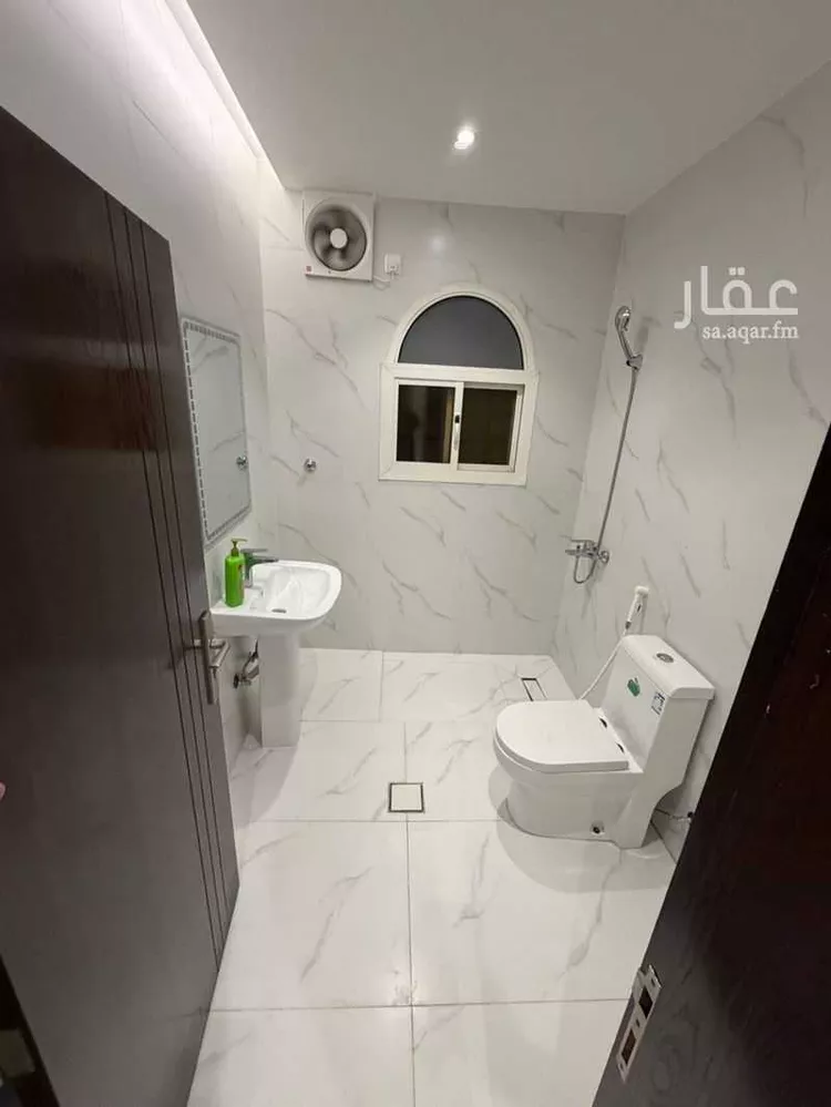 فيلا للإيجار في شارع محمد بن زرقون, حي أبحر الشمالية, مدينة جدة, منطقة مكة المكرمة 6