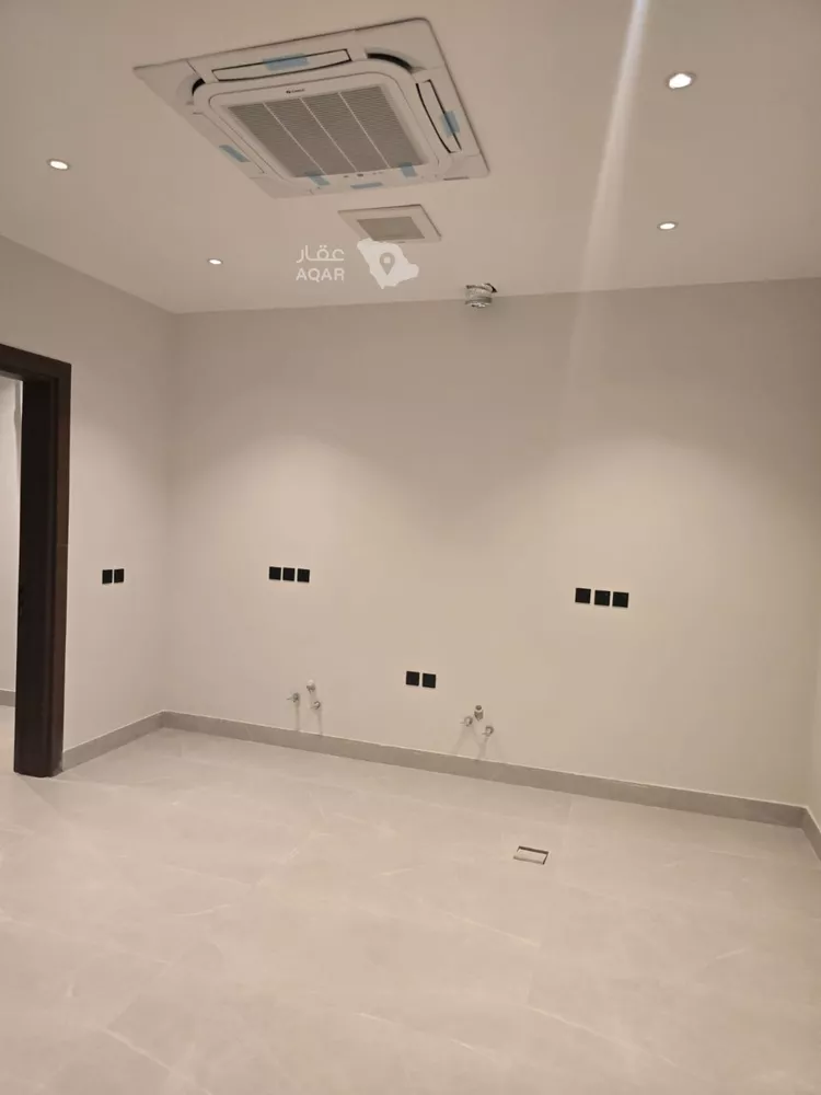 Floor for Sale in Riyadh An Narjis 9