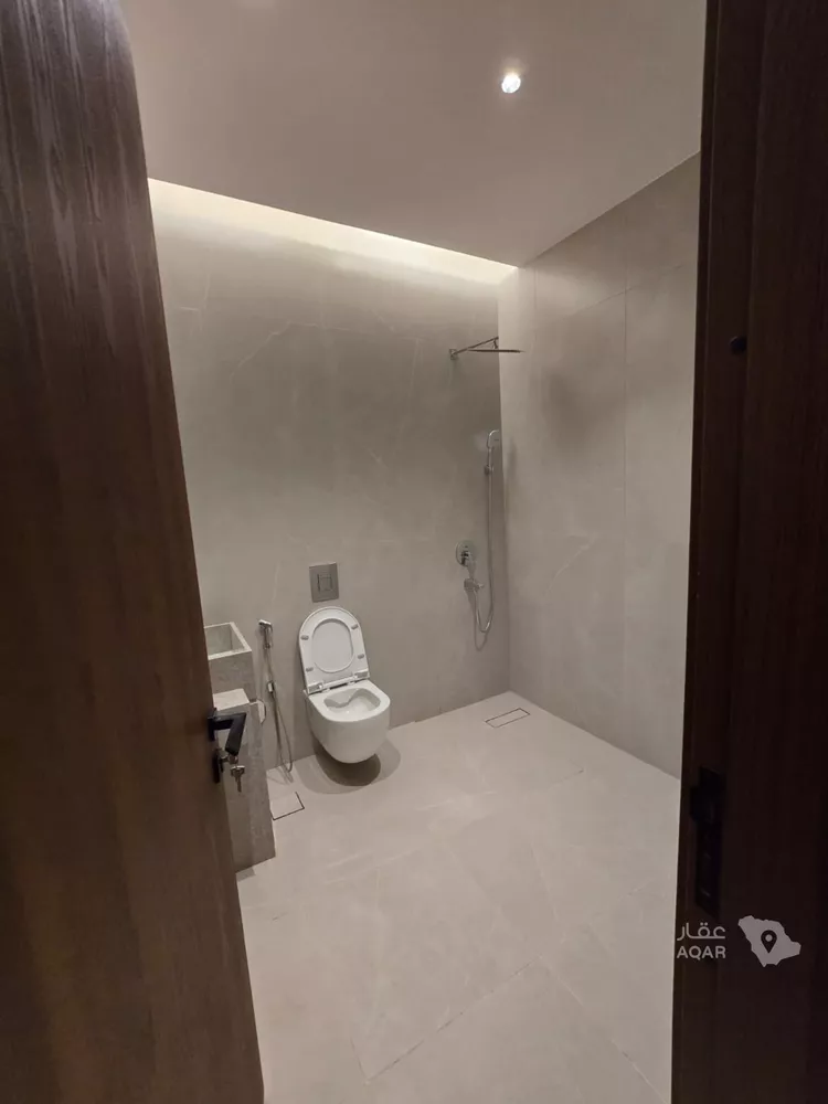 Villa for Sale in Riyadh An Narjis 3