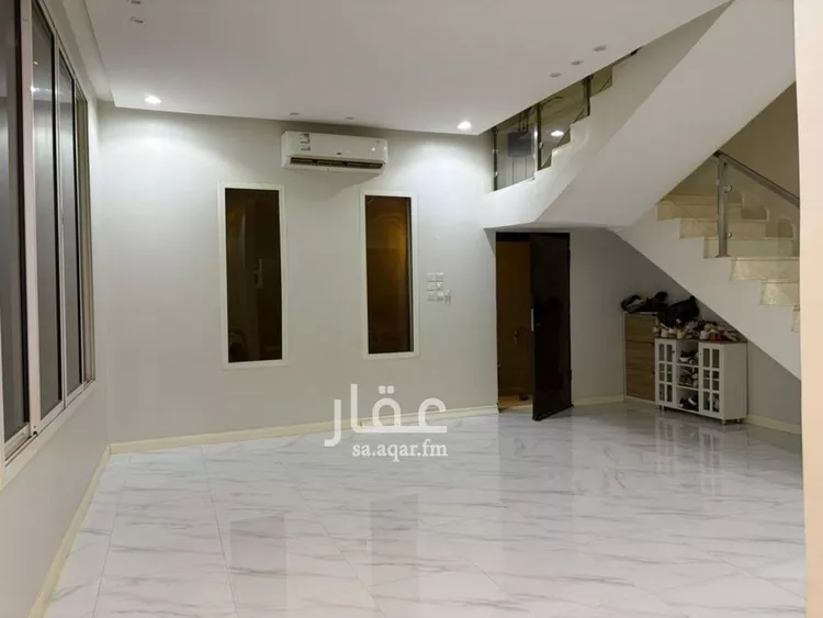 فيلا للبيع في شارع محمد الإبراهيمي, حي الرمال, مدينة الرياض, منطقة الرياض صورة 2