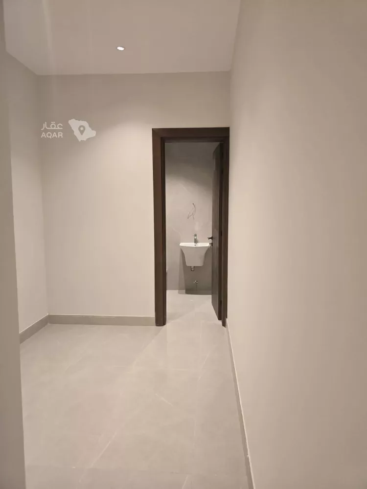 فيلا للبيع في شارع رقم 546, حي النرجس, مدينة الرياض, منطقة الرياض 9