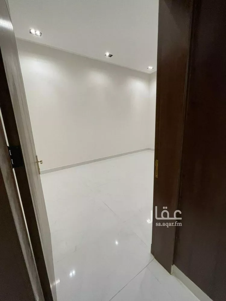 دور للإيجار في شارع عبدالله بن جاسر, حي الرمال, مدينة الرياض, منطقة الرياض صورة 3