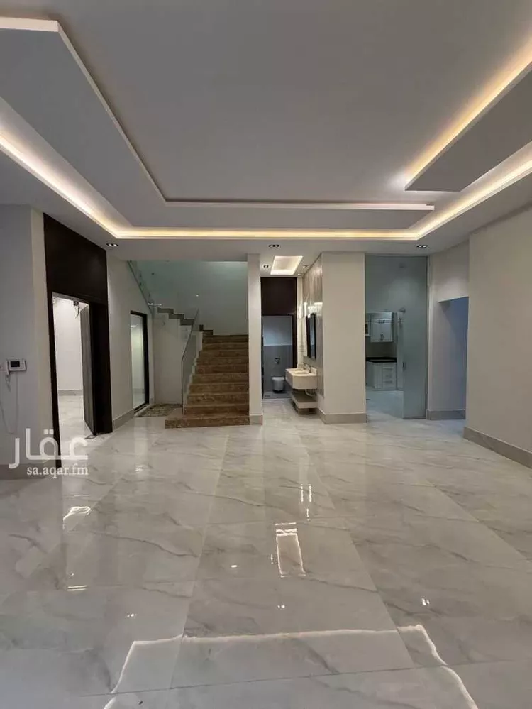 فيلا للبيع في شارع عبدالملك الهاشمي, حي المهدية, مدينة الرياض, منطقة الرياض 1 صورة