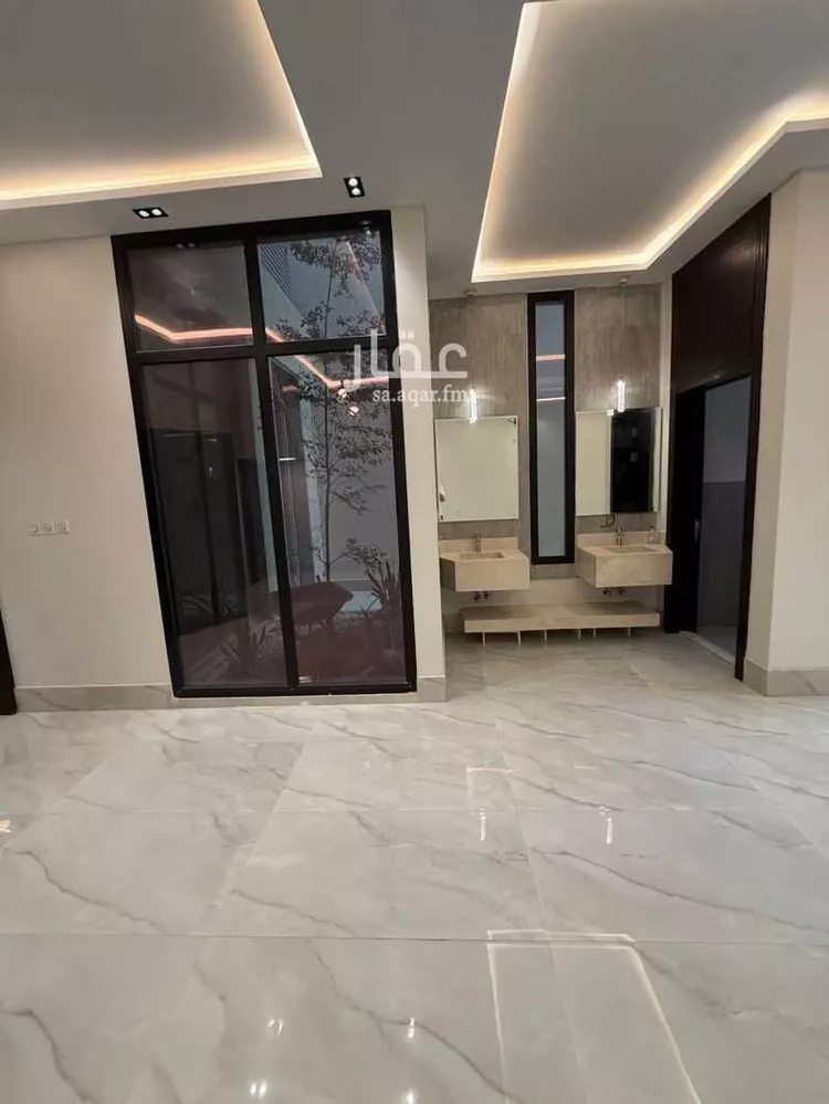 فيلا للبيع في شارع عبدالملك الهاشمي, حي المهدية, مدينة الرياض, منطقة الرياض صورة 2