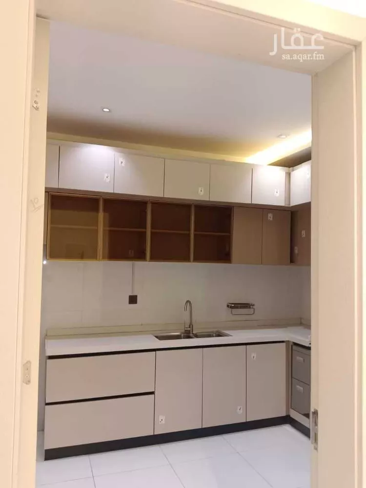 شقة للإيجار في شارع أبو موسى الأشعري ، حي الشاطئ ، جازان ، منطقة جازان صورة 3