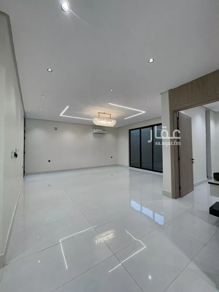 فيلا للبيع في شارع عبدالرحمن ابن ابي عقيل, حي طيبة, مدينة الدمام, المنطقة الشرقية صورة 3