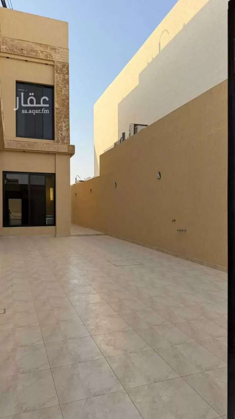 Villa for Sale in Riyadh Al Mahdiyah صورة 3