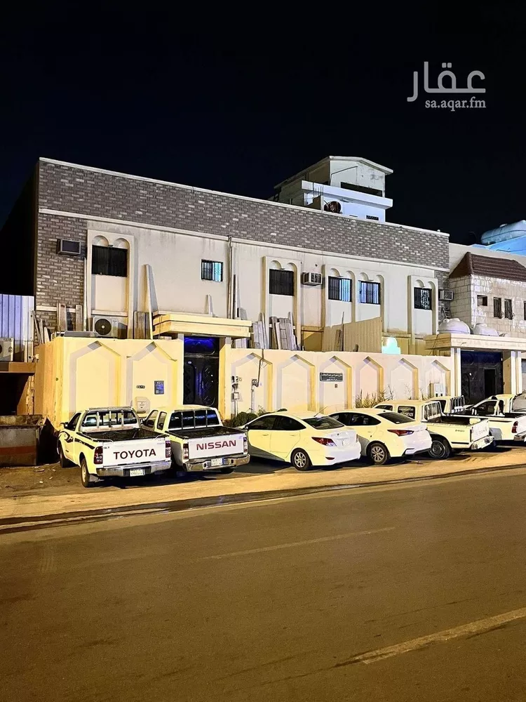 فيلا للبيع في شارع المضة, حي العريجاء الغربي, مدينة الرياض, منطقة الرياض