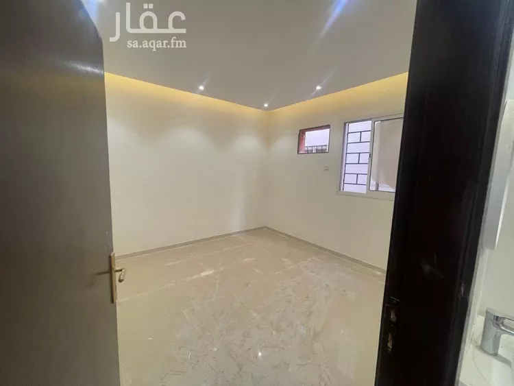 دور للبيع في شارع ابن الزبير الغرناطي, حي الرمال, مدينة الرياض, منطقة الرياض صورة 3