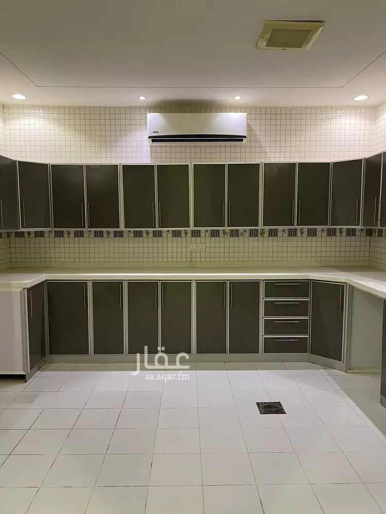 Floor for Rent in Riyadh Al Yasmin صورة 2