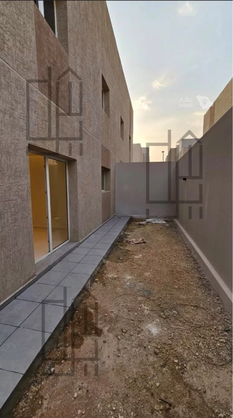 Villa for Rent in Riyadh Al Arid 9