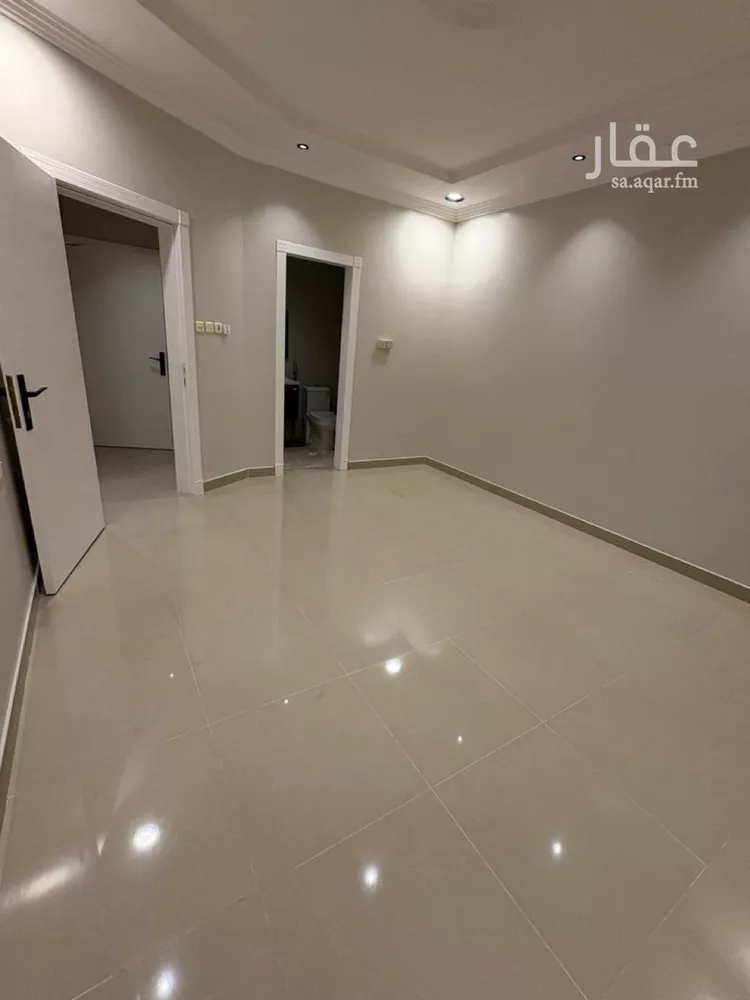 دور للإيجار في شارع ضنك, حي العقيق, مدينة الرياض, منطقة الرياض صورة 3