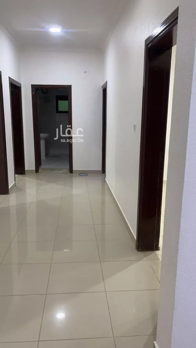 فيلا للبيع في شارع الجيب, حي الملقا, مدينة الرياض, منطقة الرياض صورة 2
