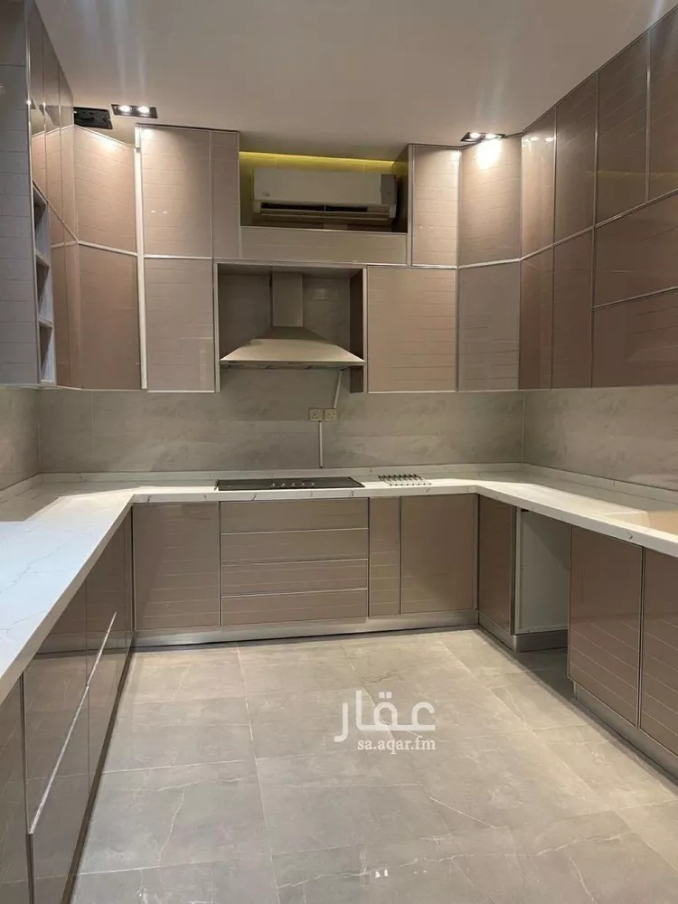 فيلا للإيجار في شارع عبدالكريم سلمان, حي العارض, مدينة الرياض, منطقة الرياض صورة 4