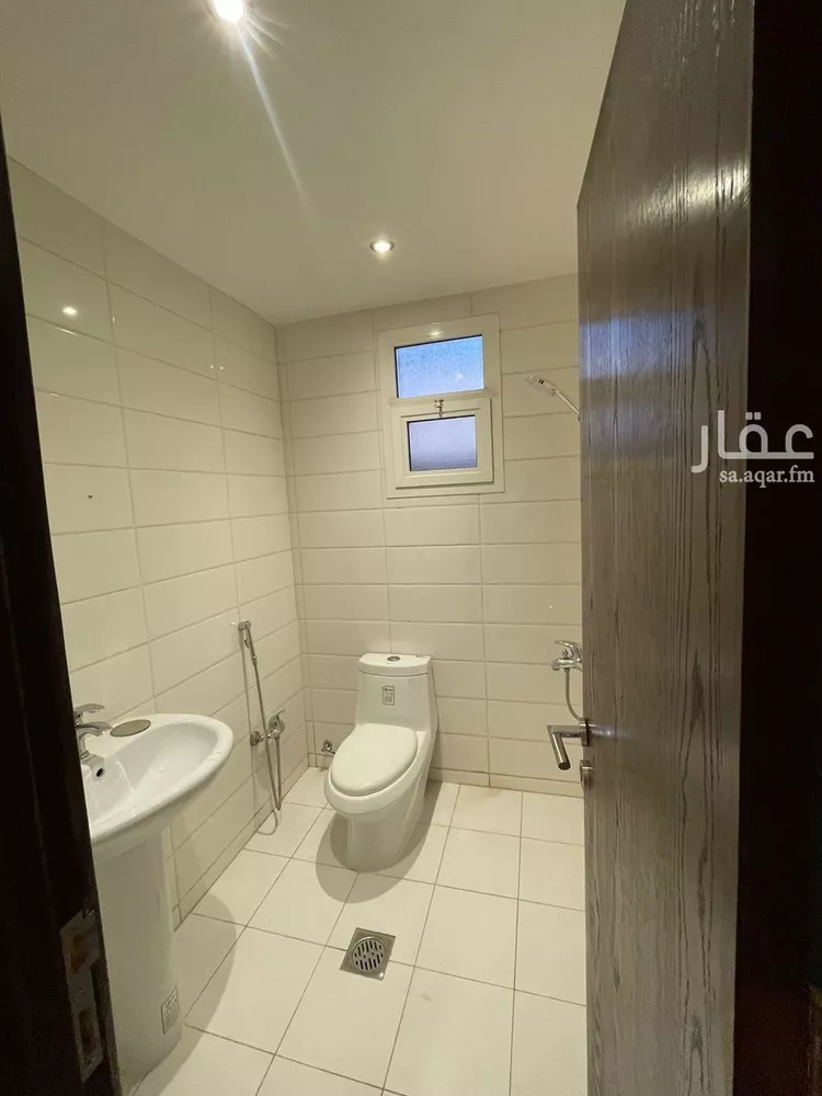 شقة للإيجار في شارع الكاملي, حي الربيع, مدينة الرياض, منطقة الرياض صورة 4