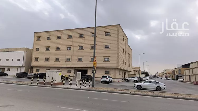 عمارة للإيجار في شارع قناة السويس, حي العقيق, مدينة الرياض, منطقة الرياض