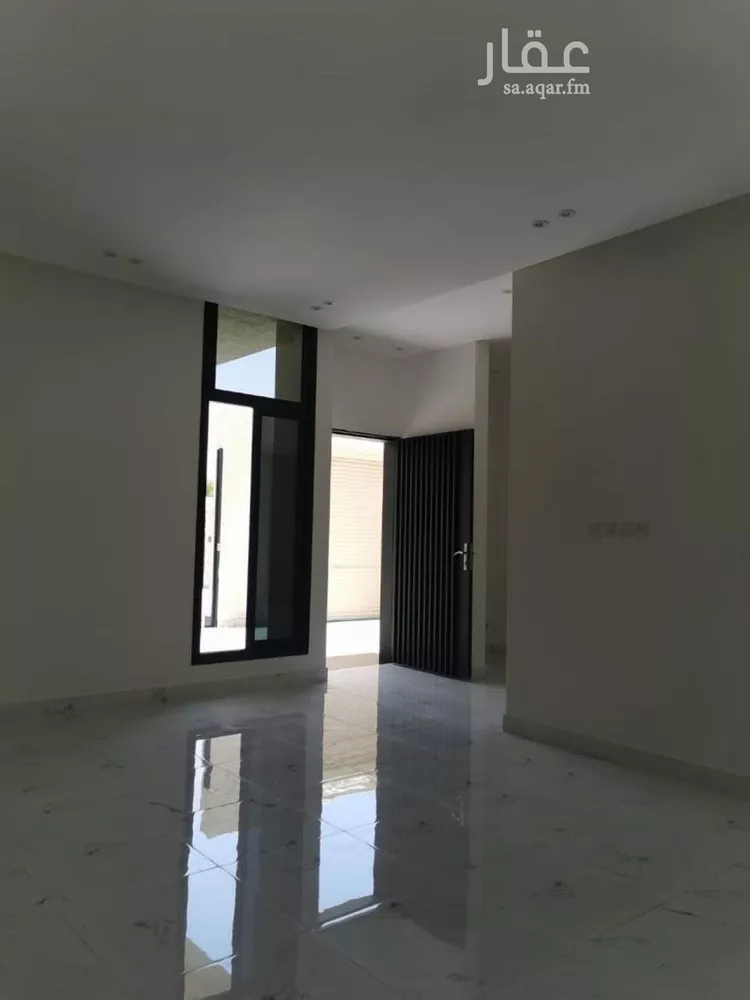 فيلا للبيع في شارع إسماعيل بن أبي اليسر, حي العارض, مدينة الرياض, منطقة الرياض صورة 3