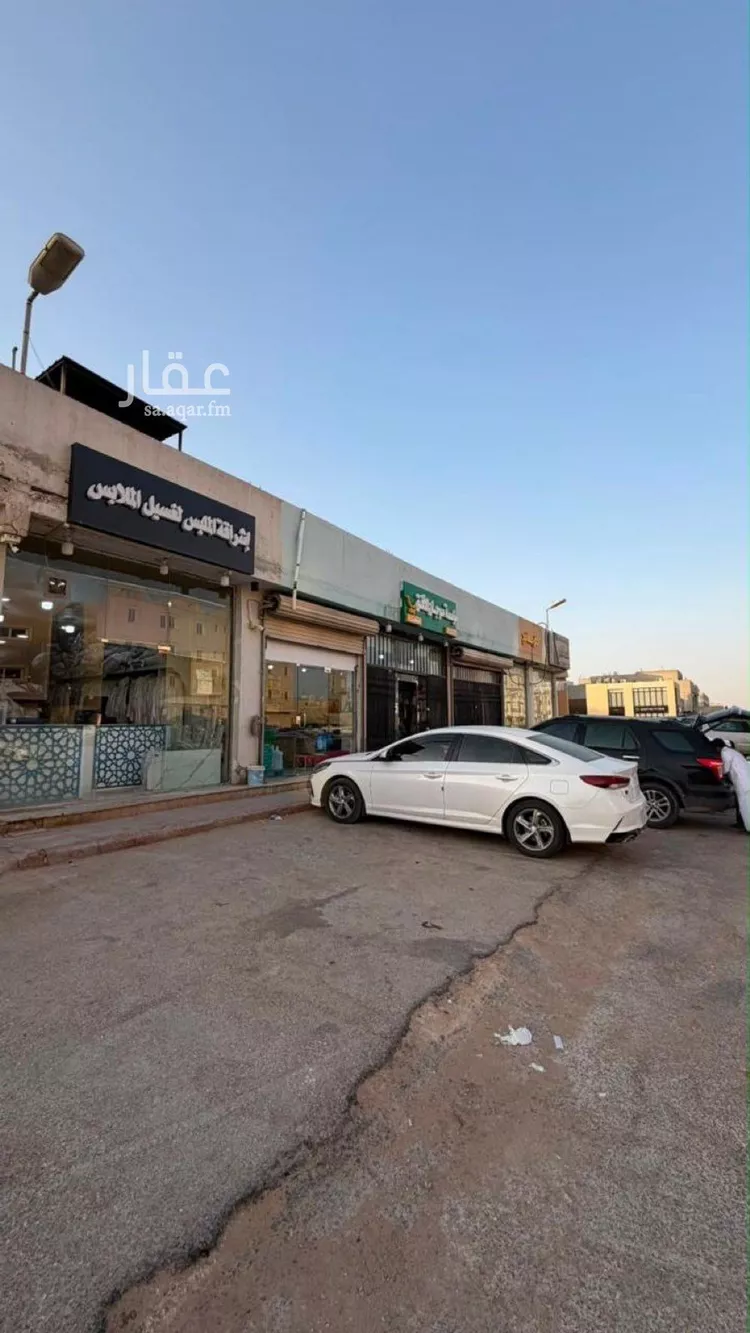 عمارة للبيع في حي العارض, مدينة الرياض, منطقة الرياض صورة 3