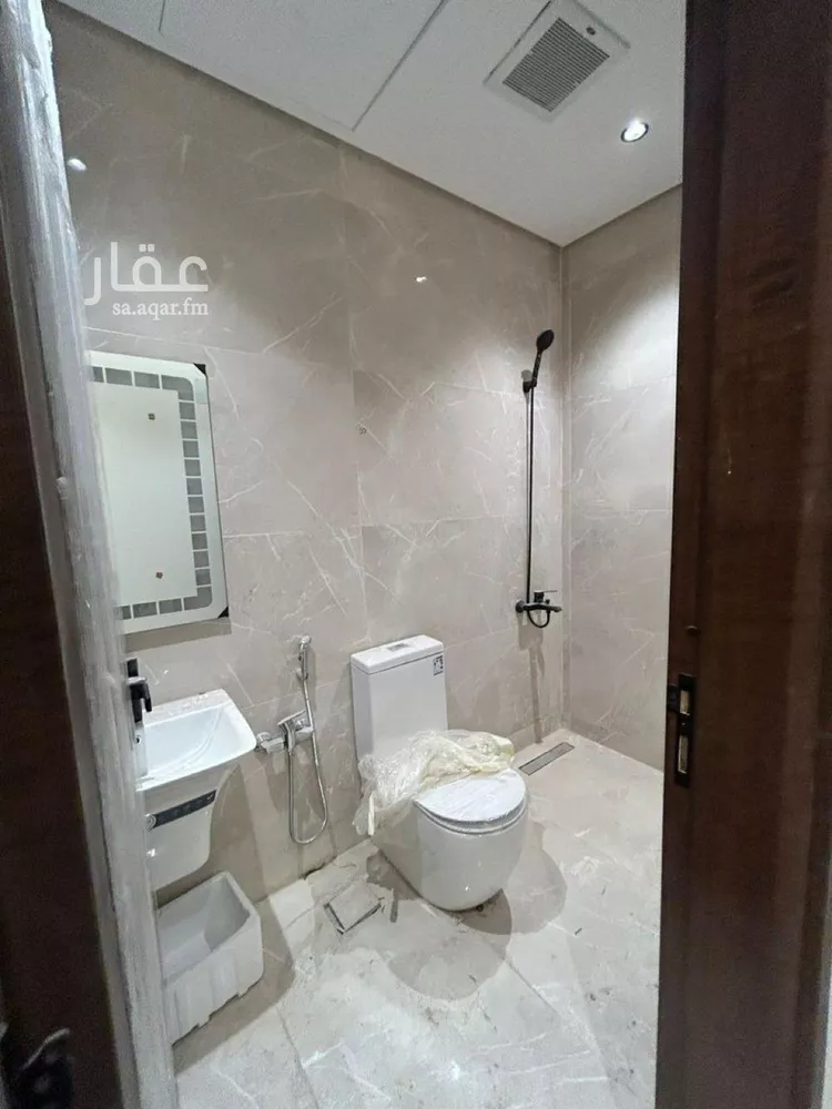 عمارة للإيجار في شارع عبدالله الخزرجي, حي العارض, مدينة الرياض, منطقة الرياض صورة 3