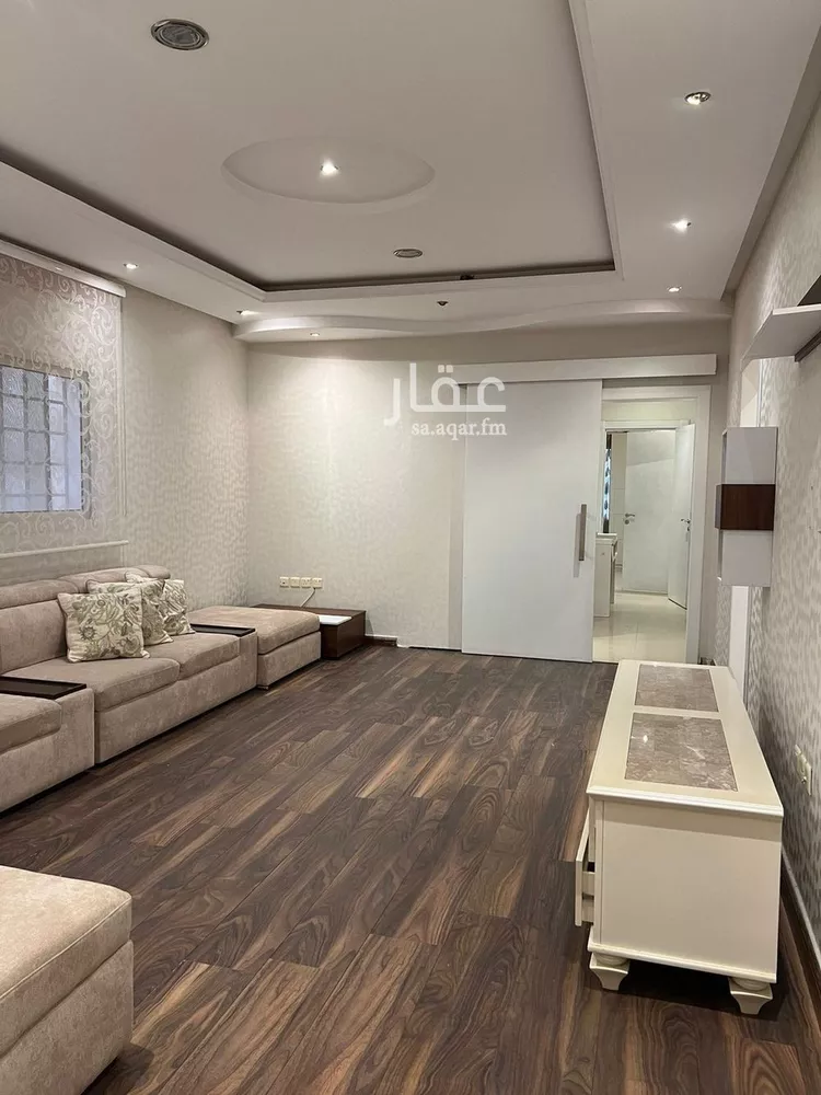 Floor for Rent in Riyadh Al Aqiq