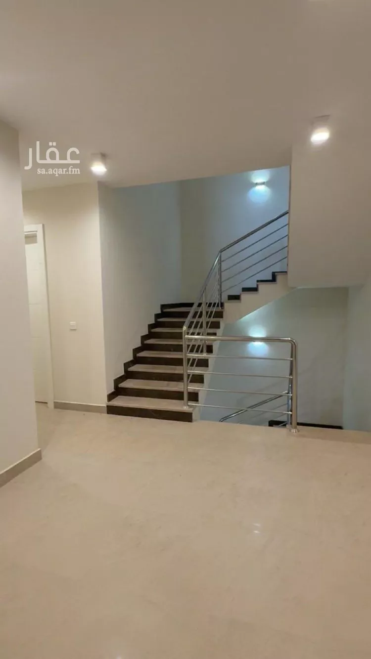 فيلا للبيع في شارع وكيع بن الجراح, حي الرمال, مدينة الرياض, منطقة الرياض 11