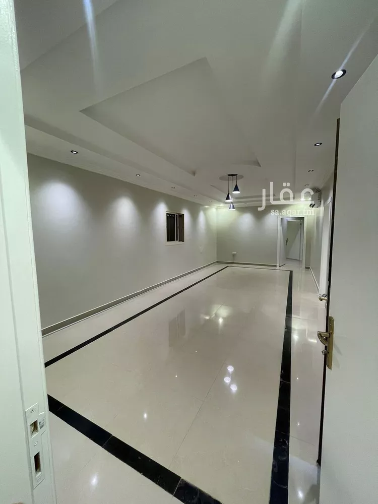 Floor for Rent in Riyadh Al Aqiq