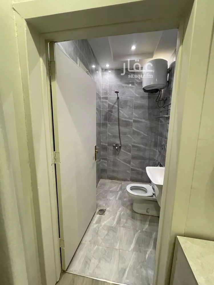 شقة للإيجار في شارع الصائن, حي قرطبة, مدينة الرياض, منطقة الرياض صورة 4