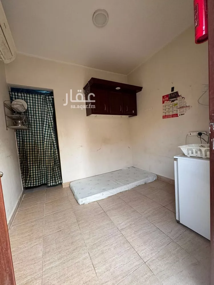 Room for Rent in Riyadh Al Yasmin صورة 3