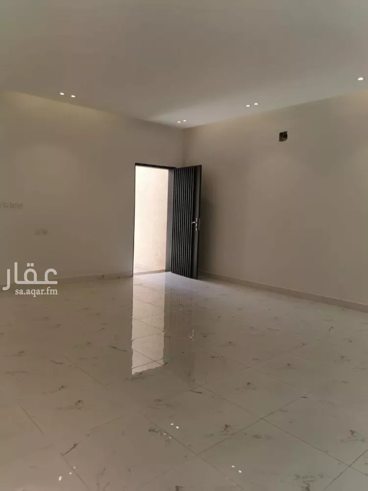 فيلا للبيع في شارع إسماعيل بن أبي اليسر, حي العارض, مدينة الرياض, منطقة الرياض صورة 5