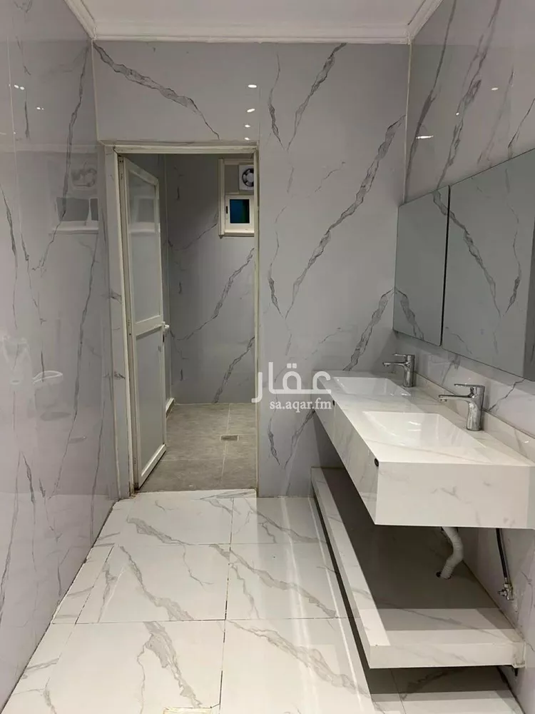 فيلا للإيجار في شارع الحريق, حي الملقا, مدينة الرياض, منطقة الرياض 7