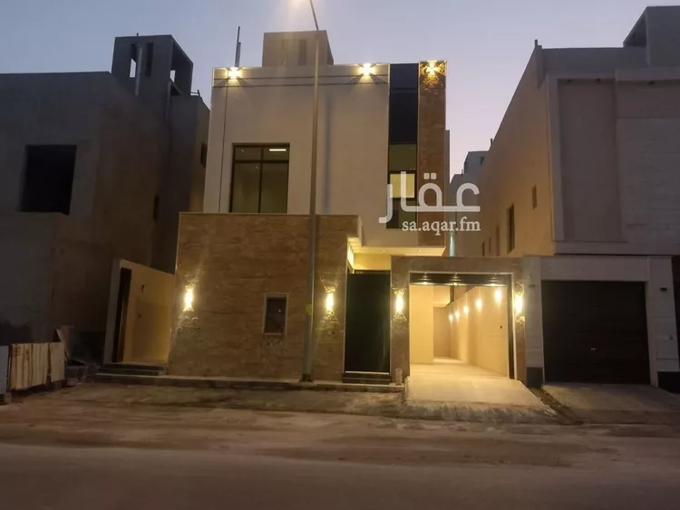 فيلا للبيع في شارع قيس بن الملوح, حي الرمال, مدينة الرياض, منطقة الرياض