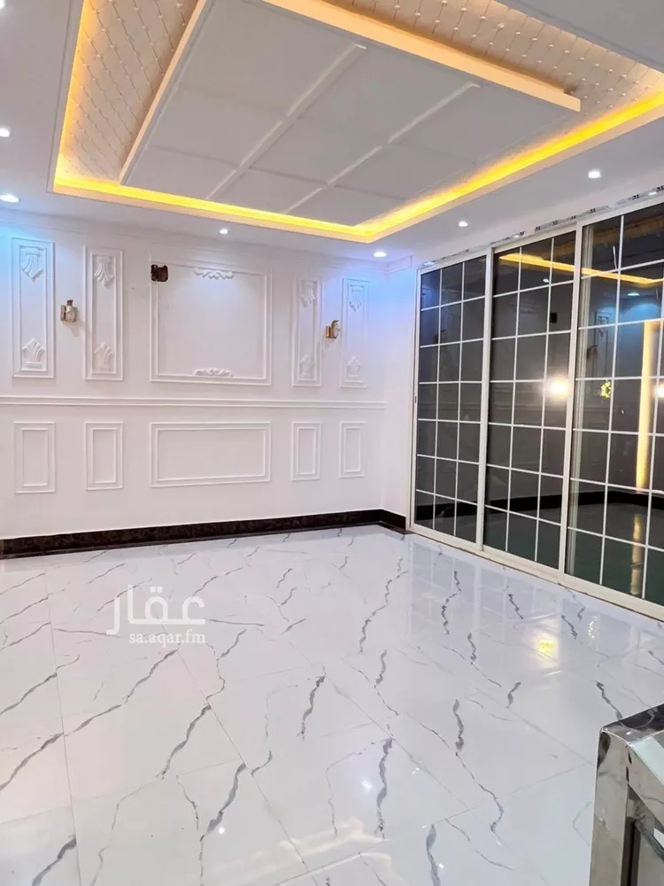 فيلا للإيجار في شارع يحيي بن خالد البرمكي, حي المهدية, مدينة الرياض, منطقة الرياض 14