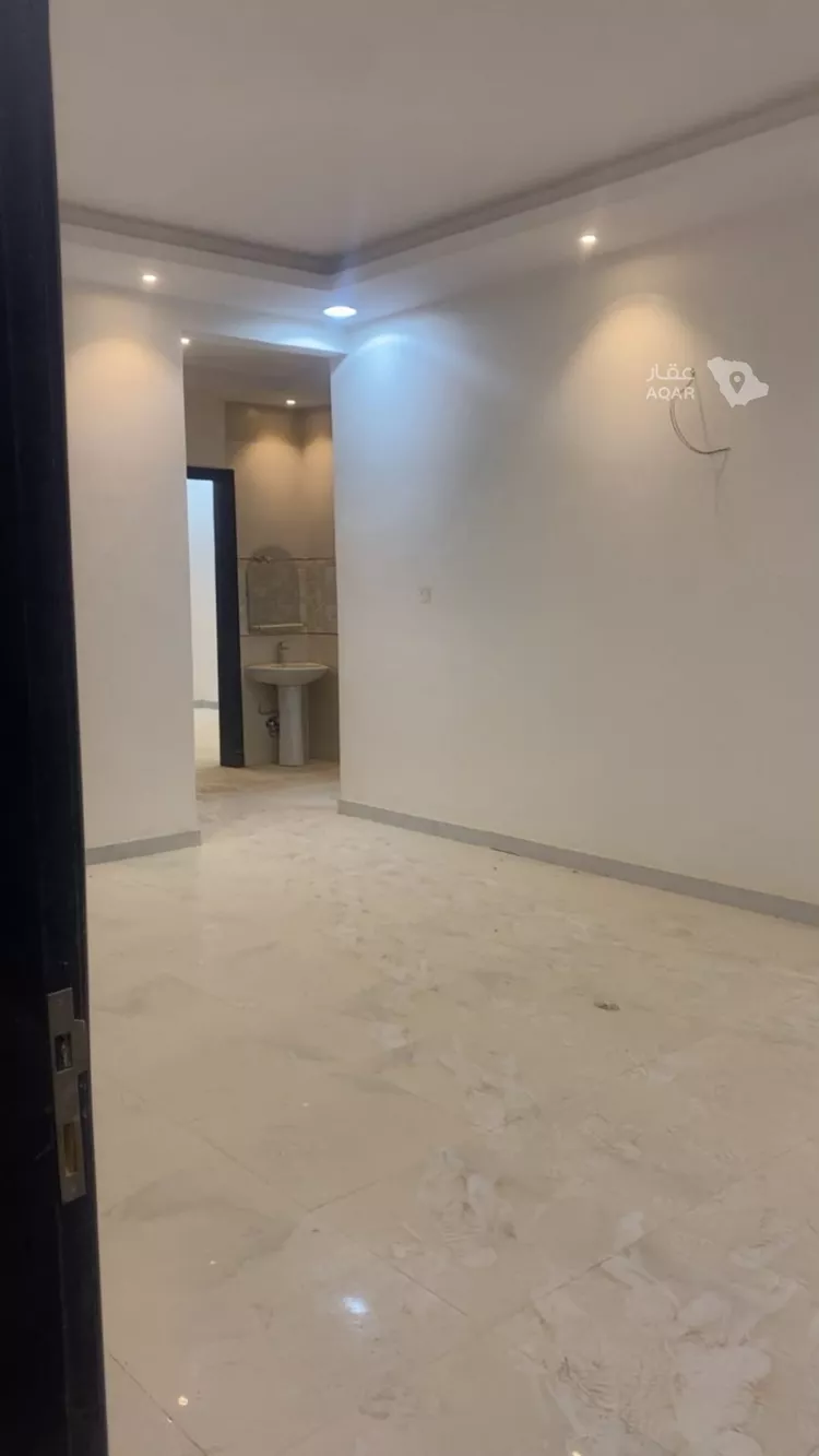 Floor for Rent in Riyadh Okaz صورة 2