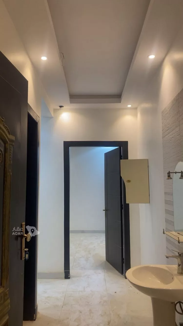 Floor for Rent in Riyadh Okaz صورة 4