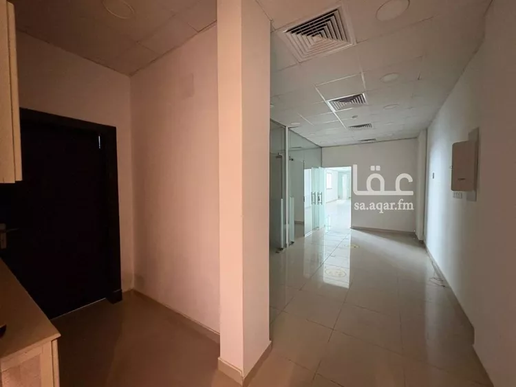 مكتب تجاري للإيجار في شارع الامير عبدالعزيز بن مساعد بن جلوي, حي السليمانية, مدينة الرياض, منطقة الرياض صورة 3