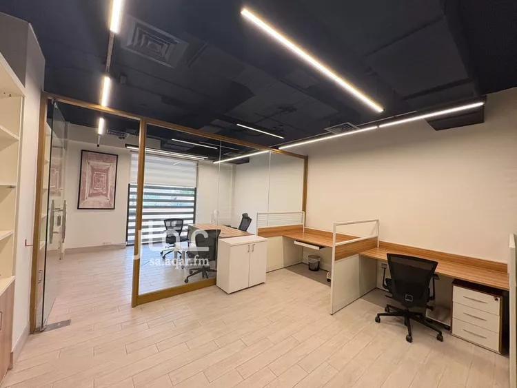 مكتب تجاري للإيجار في شارع الامير عبدالعزيز بن مساعد بن جلوي, حي السليمانية, مدينة الرياض, منطقة الرياض صورة 4