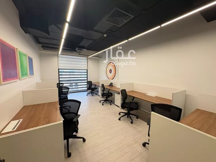 مكتب تجاري للإيجار في شارع التخصصي الفرعي, حي النخيل, مدينة الرياض, منطقة الرياض 8