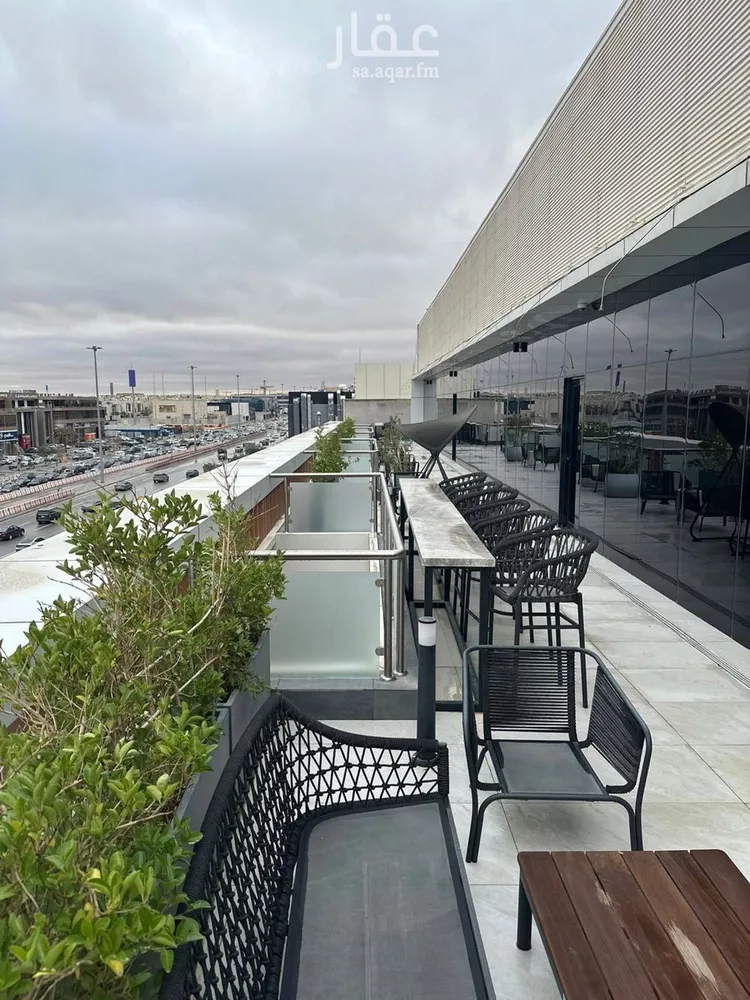 مكتب تجاري للإيجار في شارع انس بن مالك, حي الملقا, مدينة الرياض, منطقة الرياض صورة 4