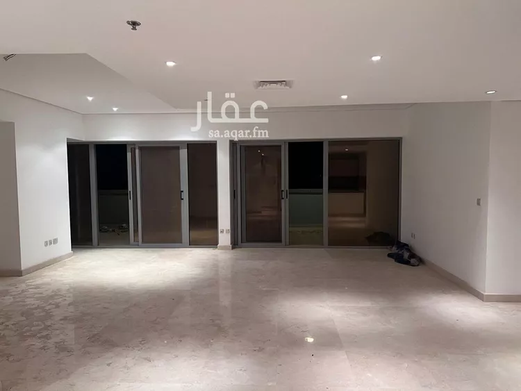 شقة للإيجار في شارع طريق الكورنيش فرعي, حي الشاطئ, مدينة جدة, منطقة مكة المكرمة