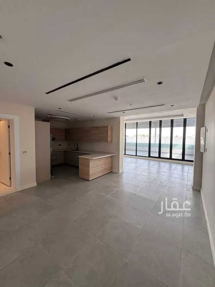 شقة للبيع في شارع جرير بن عبدالله البجلي, حي مغرزات, مدينة الرياض, منطقة الرياض صورة 2