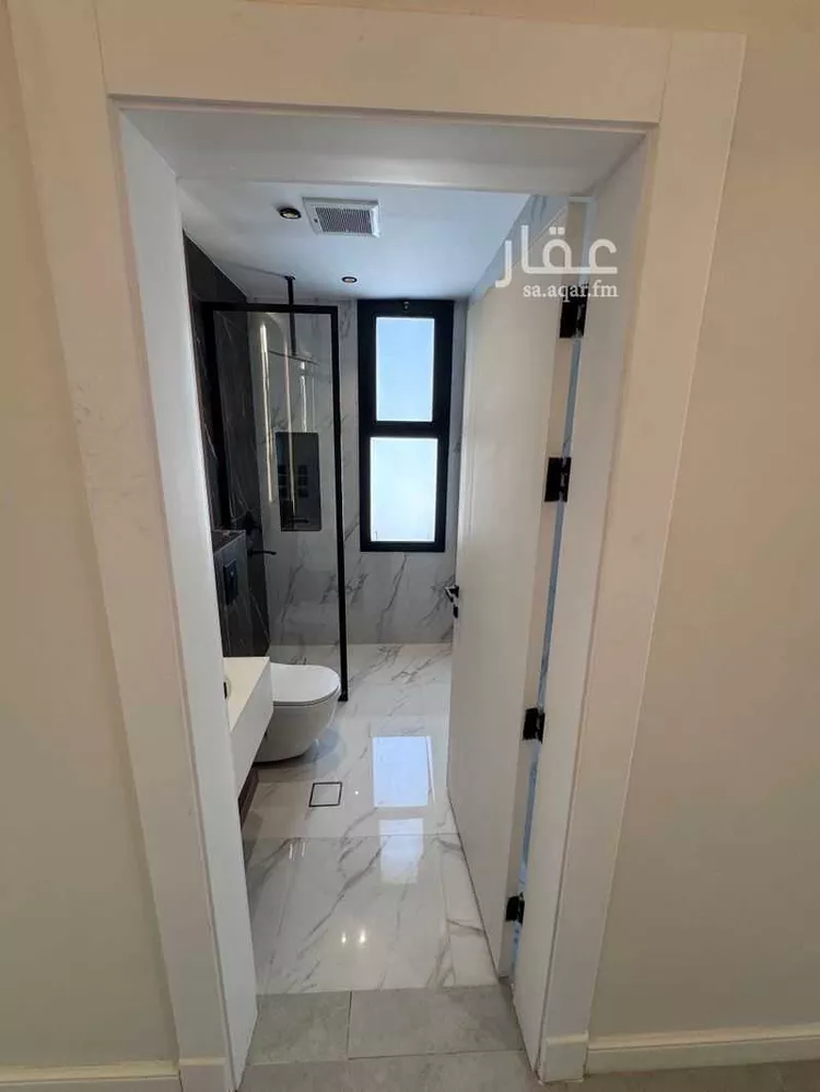شقة للبيع في شارع جرير بن عبدالله البجلي, حي مغرزات, مدينة الرياض, منطقة الرياض 8