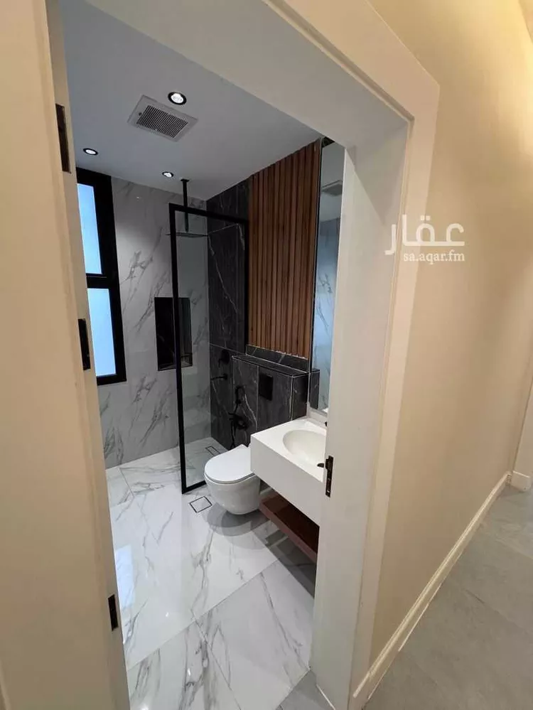 شقة للبيع في شارع جرير بن عبدالله البجلي, حي مغرزات, مدينة الرياض, منطقة الرياض صورة 2