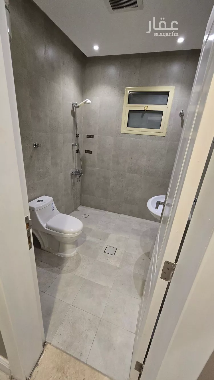 شقة للإيجار في شارع وادي البطحاء, حي الملقا, مدينة الرياض, منطقة الرياض صورة 4